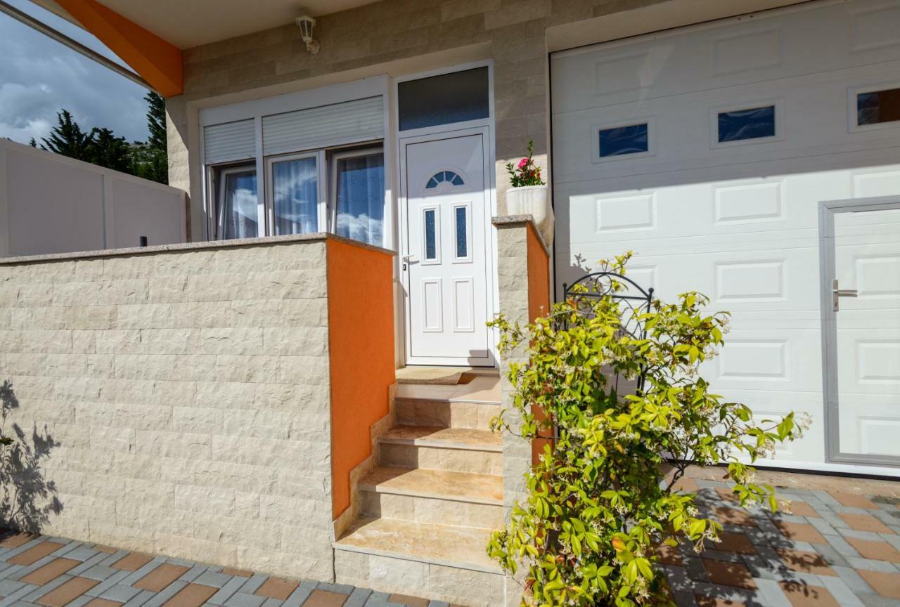 Apartments Maris ستاريغغاد باكلينتسا المظهر الخارجي الصورة