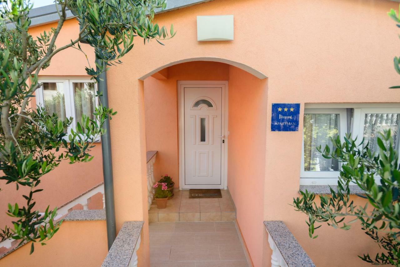 Apartments Maris ستاريغغاد باكلينتسا المظهر الخارجي الصورة